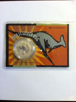 2000 1oz.  999 Pure Silver $1 Kangaroo Frosted Uncirculated Carded Coin photo