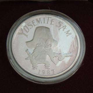 Looney Tunes 1987 Yosemite Sam Silver Round 1 Troy Oz.  999 Fine Silver Coin photo