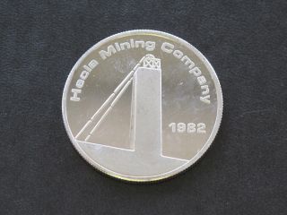 1982 Hecla Mining Co.  Silver Art Round A9126 photo