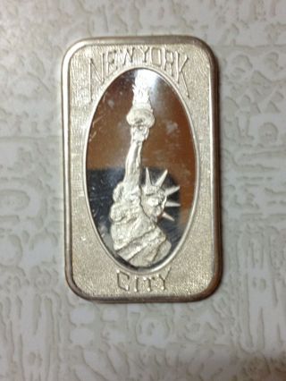 1 Troy Ounce.  999 Fine Silver Bar York City Statue Of Liberty photo