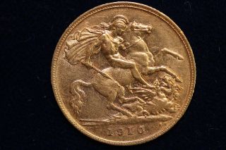 1910 Great Britain.  1/2 Sovereign.  Gold.  (2) photo