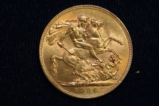 1926 South Africa.  Sovereign.  Gold.  (2) photo