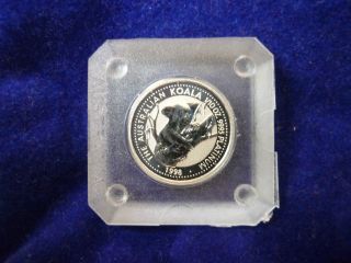 1998 Australian $15 1/10 Oz.  9995 Platinum Koala Coin Australia Case photo