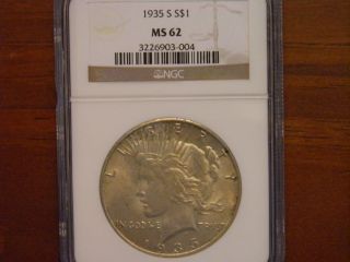 1935 - S,  Ngc,  Ms - 62 Certified Peace Dollar photo