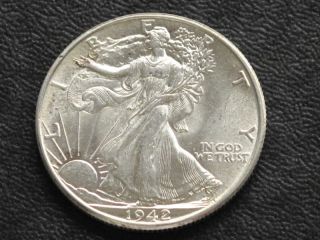1942 - P Liberty Walking Half Dollar 90% Silver A8372l photo