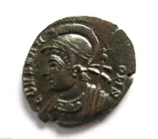 300 A.  D Anonymous Issue Constantinopolis Commemorative Roman Period Ae 3 Coin photo