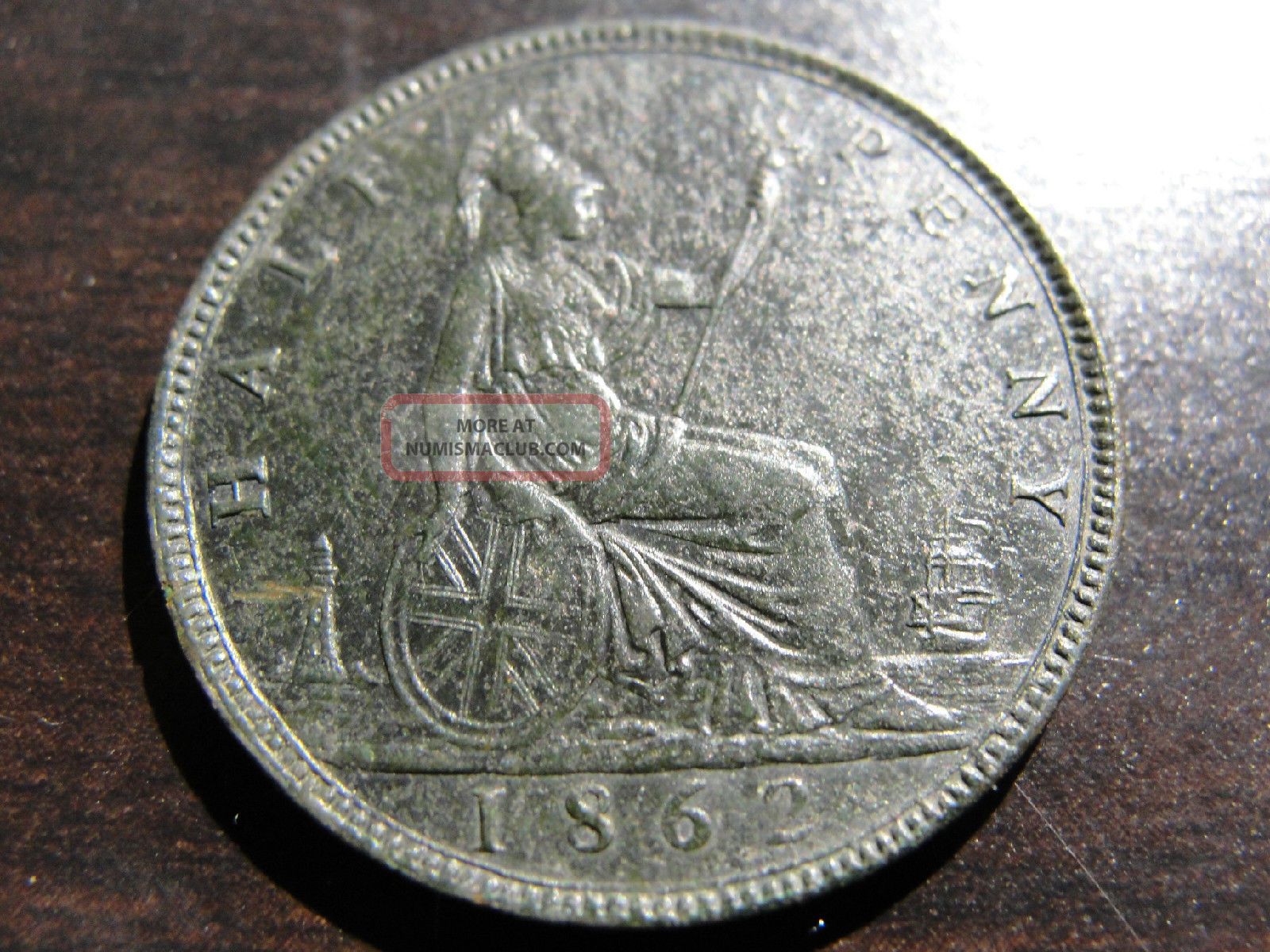 1862 Great Britain Half Penny Uk Coin Great Detail