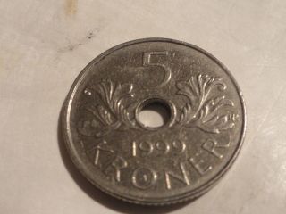 Norway Coin - 5 Kroner,  1999.  Circ. photo