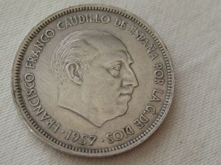 1957 (1966) Spain 25 Ptas Pesetas World Coin,  Copper - Nickel,  Crowned Shield/bird photo