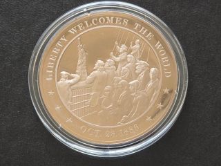 1886 Liberty Welcomes The World Proof Bronze Medal Franklin C8352 photo