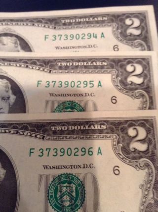 3 Gem 1976 2$ Bills.  In Order.  Crispy Bills. photo