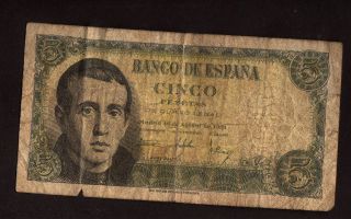 Spain - 5 Pesetas Bank Note - 1951 photo