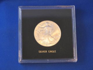 2001 American Silver Eagle Dollar U.  S.  Coin B2951 photo