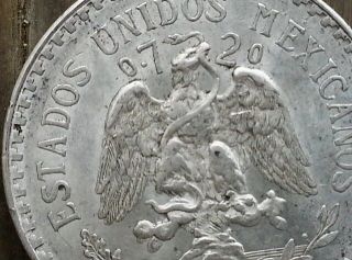 Estados Unido Mexicanos Mexico Mexican.  720 Silver Coin 1933 Uno Peso Libbrtad photo