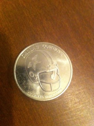 Only 10,  000 Made 1985 Official Dallas Cowboys 25 Anniversary Coin photo