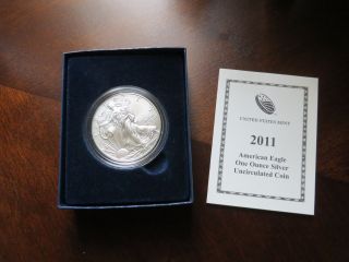 2011 United States American Eagle One Ounce Silver Unc Coin photo