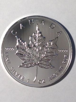 2013 Canada 1 Oz.  9999 Silver Maple Leaf Fv $5 Bullion Coin photo