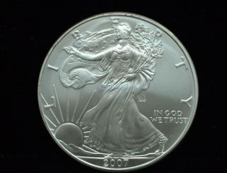 2007 American Eagle Silver Dollar 1 Troy Oz.  999 Fine Silver Low Opening Bid photo