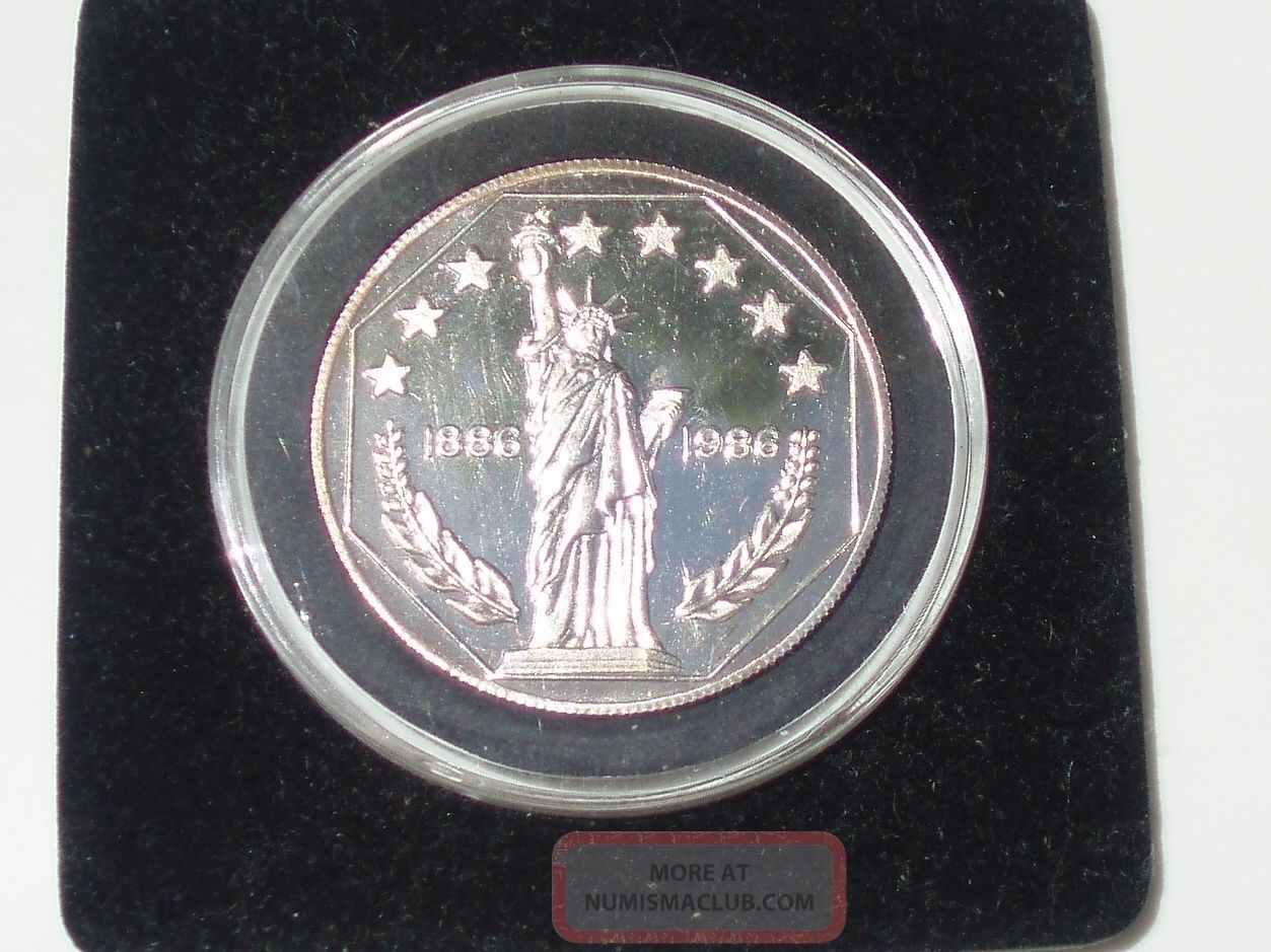 1886 - 1986 Statue Of Liberty. 999 Pure Silver 1 Troy Ounce Medallion