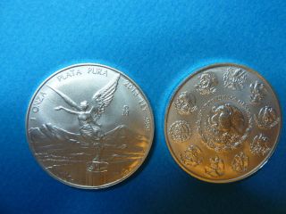 2013 Mexican Libertad Coin (round).  999 Pure Fine Silver 1 Oz (31.  1g) photo