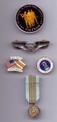 One Oz.  999 Fine Silver Round In Memory Of Those Who Served,  + 4 Air Force Pins Silver photo 1