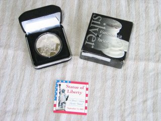 Statue Of Liberty September 11,  2001 American Eagle 9/11 Coin.  999 Silver 1 Oz. photo