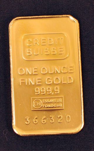 Credit Suisse One Ounce Fine Gold Bar 999.  9 – 366320 - - photo