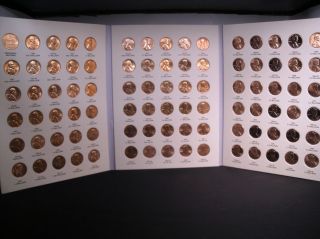 Lincoln Cents Folder 1959 - 1999 Uncirculated.  Includes All 1982s photo