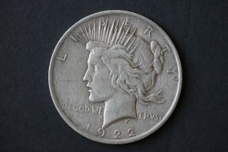 1922 Peace 90% Silver Circulated Dollar 1 photo
