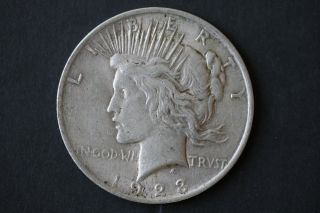 1923 Peace 90% Silver Circulated Dollar 3 photo
