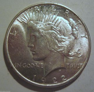 1922 Silver Brilliant Uncirculated Peace Dollar (1215k) photo