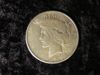 90% Silver 1925 Peace Dollar.  900 Fine Large Antique Coin - Flip Not Junk photo