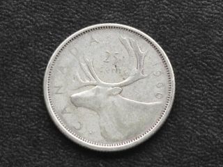 1960 Canada Twenty Five 25 Cents 80% Silver Coin D0637 photo