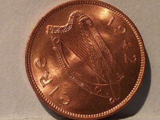 Ireland Coin 1942 Half Penny / Full Red / Uncirculated photo