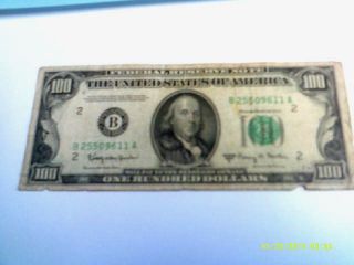 One Hundred Dollar Bill Federal Reserve Note Old Paper Money Currency photo