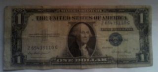 1935e One Dollar Silver Certificate.  Bill Misalignment Shift Error Note photo