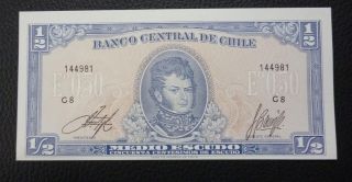 Chile Banknote ½ Escudo,  Pick 134a Unc 1962 - 1975 photo