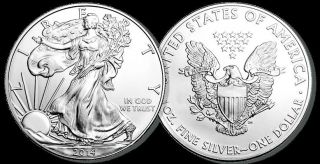 2011 1 Oz American Silver Eagle Coin (brilliant Uncirculated) photo