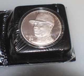 Ken Griffey Jr.  1.  5 Troy Oz. .  999 Pure Silver Coin photo