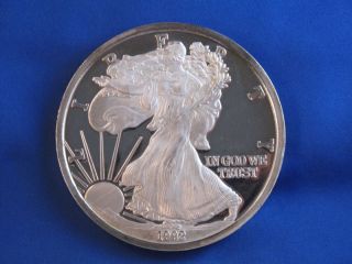 1992 Giant Commemorative American Silver Eagle 12 Troy Oz.  999 Fine B4055l photo