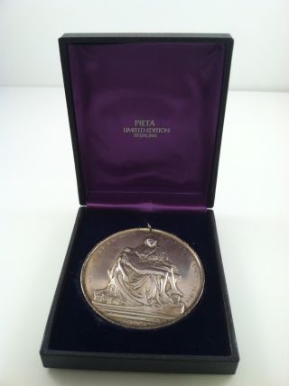 Towle Medallic Art Pieta Michelangelo 925 Silver Medal photo