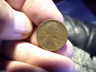 Semi Key Date 1924 - D Wheat Back Lincoln Head Cent Coin 5 photo