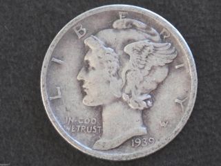 1939 - D Mercury Dime 90% Silver U.  S.  Coin D6379 photo