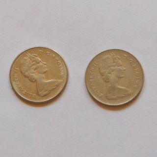 2 - 1968 10c Silver Canada 10 Cents - Very Fine photo
