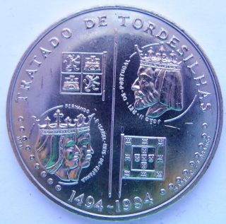 200 Escudos 1994 (treaty Of Tordesilhas 1494 - 1994) Km 671.  36mm Nickel photo