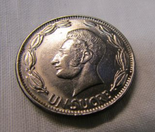 Republica Del Ecuador 1981 Un Sucre Nickle Plated Steel Coin photo