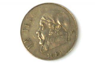 1981 Un Peso Coin From Mexico photo