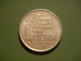Norway 10 Kroner,  1996 Coin.  Church Rooftop photo