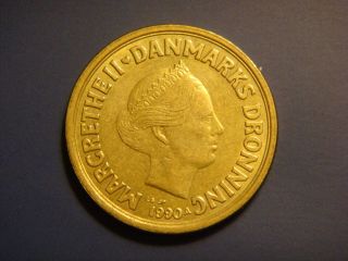 Denmark 20 Kroner,  1990 Coin.  Margrethe Ii photo