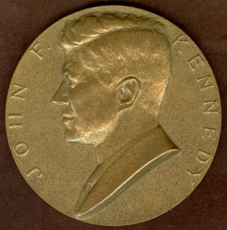 1961 United States Medal Issued For The Inauguration Of John F.  Kennedy photo